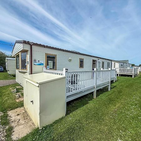 8 Berth Caravan With Decking At Sunnydale In Lincolnshire Ref 35087S Louth  Exterior foto